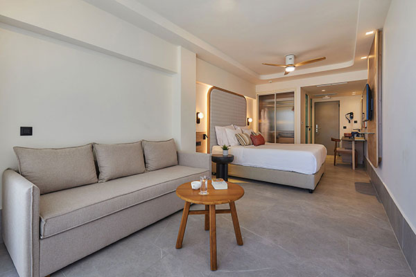 Enorme Santanna Island Superior Swim Up Sea View